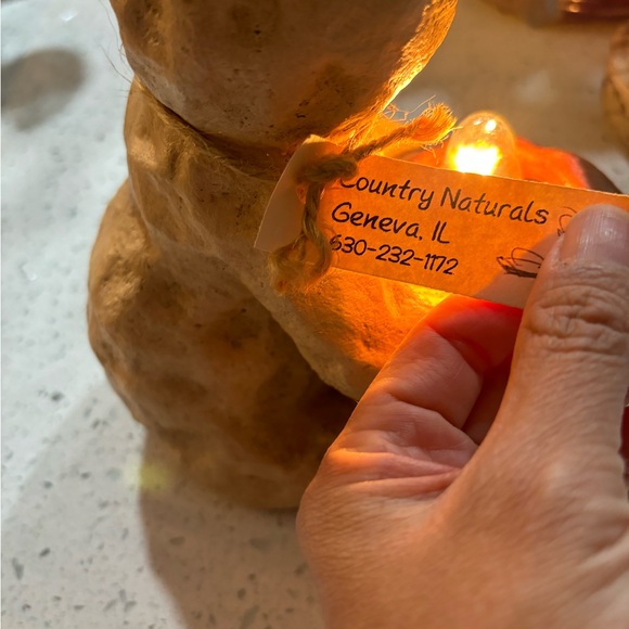 Vickie Jean's Creations Halloween Ghost holding pumpkin with lightbulb 2005 - Picture 4 of 9